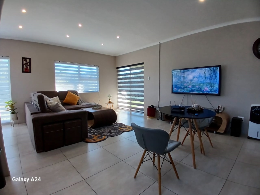 3 Bedroom Property for Sale in Kidds Beach Eastern Cape